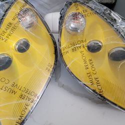 Headlight Replacement Pair