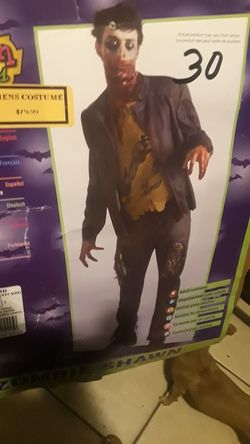 Costume