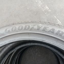 4 Llantas 255 40 R20 Goodiyear Eagle F1