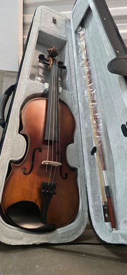Mendini Violin Size 4/4 $79 obo