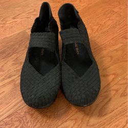 Bernie Mev Sz 6 Black Mary Jane Type Shoe