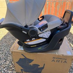 New! Uppababy Aria