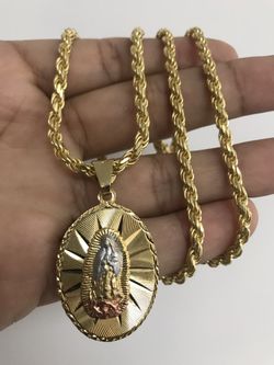 14k vermeil gold Rope chain with charm