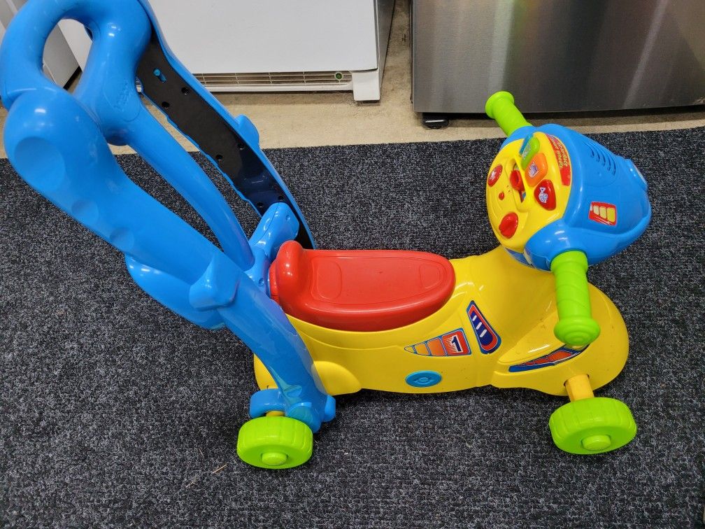 V-Tech Sit-To--Race Smart Wheels