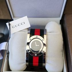 Gucci Watch Twirl Cherryline Acetate Band (Preloved & Super Cute)