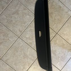 Genuine Mercedes GLC300 Retracting Cargo Cover, Black