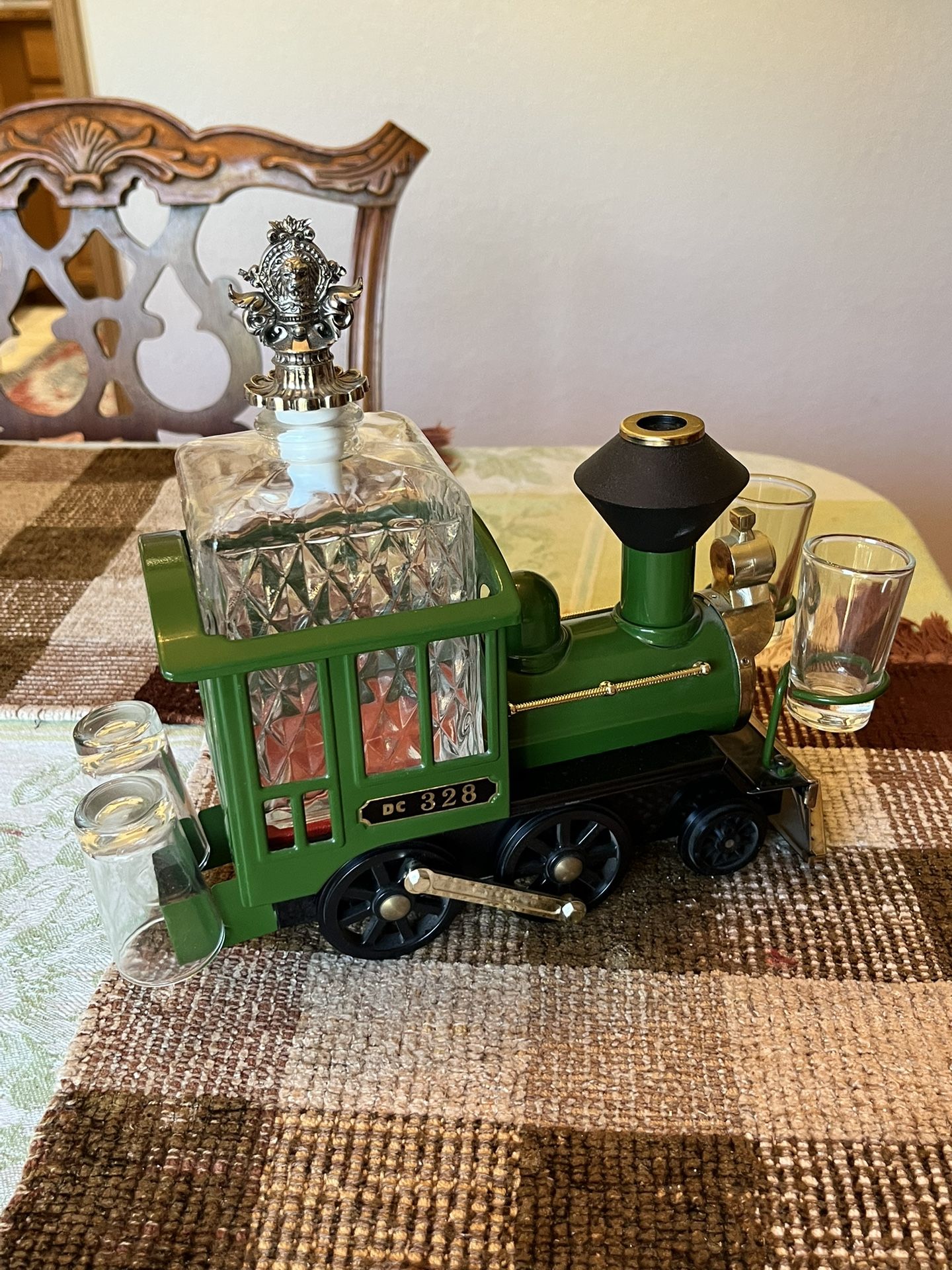 VINTAGE  Dc328 TRAIN LOCOMOTIVE MUSIC BOX DECANTER Working - Made in Japan