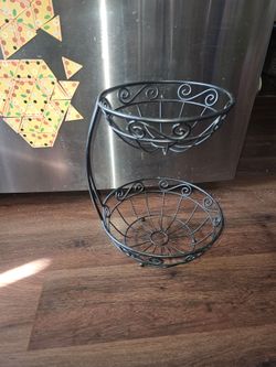 Counter top Veggie / Fruit Holder