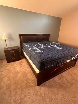 KING SIZE BEDROOM SET – 3 PIECES