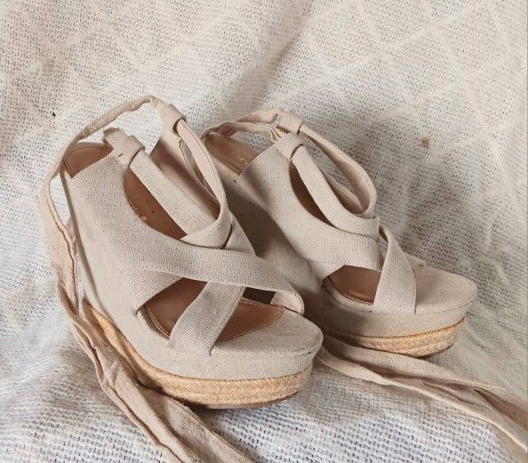 Wedge Tie-up Sandals