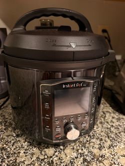 Instant Pot Pro 6-Quart Multi-Use Pressure Cooker – Excellent Condition