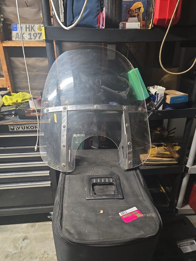Honda Magna Windshield