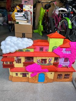 Encanto fully functional house set