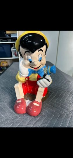 Disney Vintage 1990 Cookie Jar Displays
