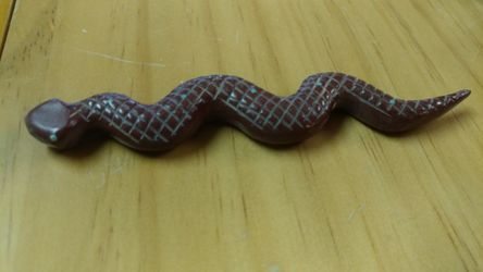 Fetish, ZUNI carved red stone snake