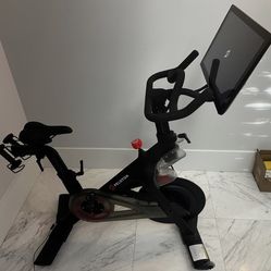 Peloton Bike