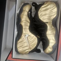 Nike Foamposites Metallic Gold Size 10.5