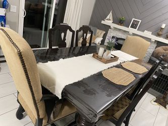 Dinning Table
