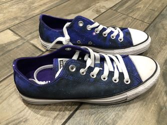 Galaxy women’s converse