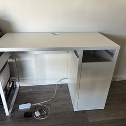 IKEA Micke Desk