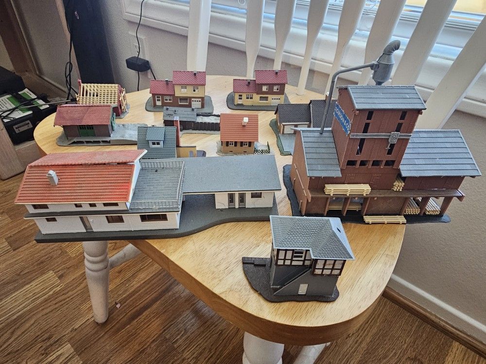 Various N Scale Train Buildings
