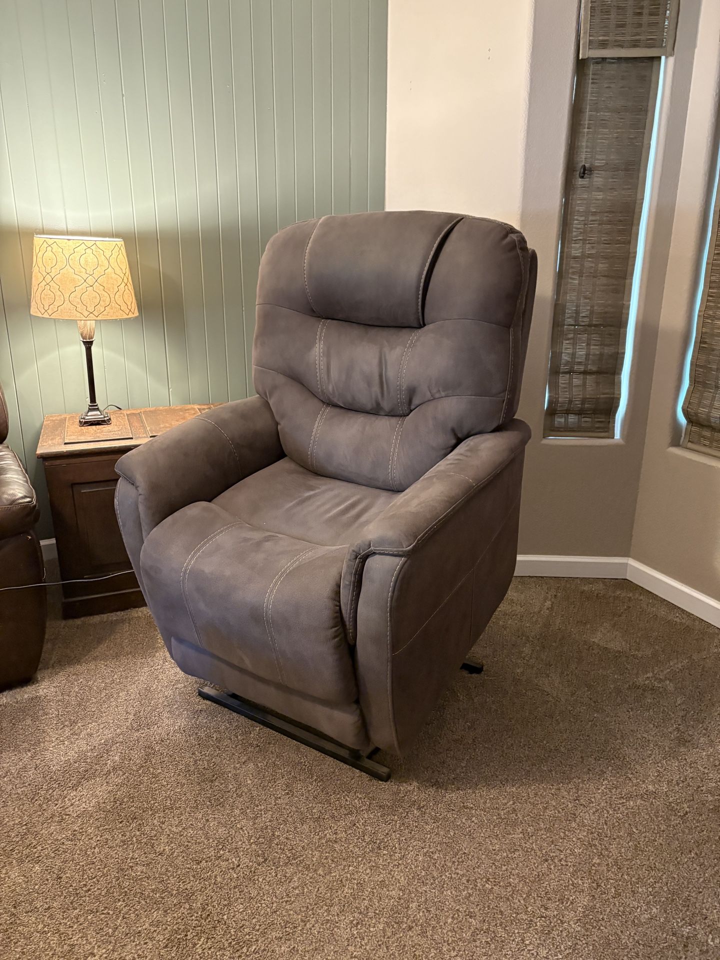 Power Lift Recliner