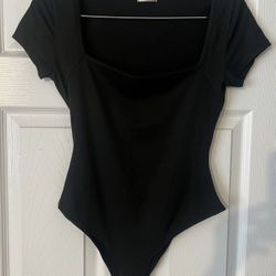 Like New- Women’s Black Bodysuit/ Size: Medium 