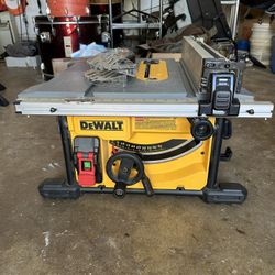 DeWalt DWE7485 Table Saw