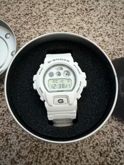 Supreme x The North Face G-Shock DW-6900NS-7CR