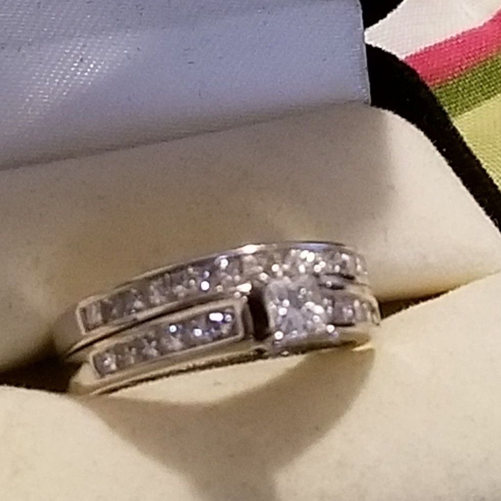 @Looking 2 Trade Certain TRADES....