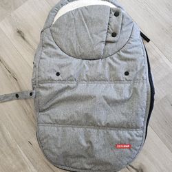 SKIP*HOP Stroll & Go Carseat Cover