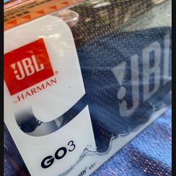 JBL Go3