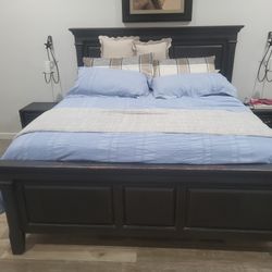 King size bedroom set