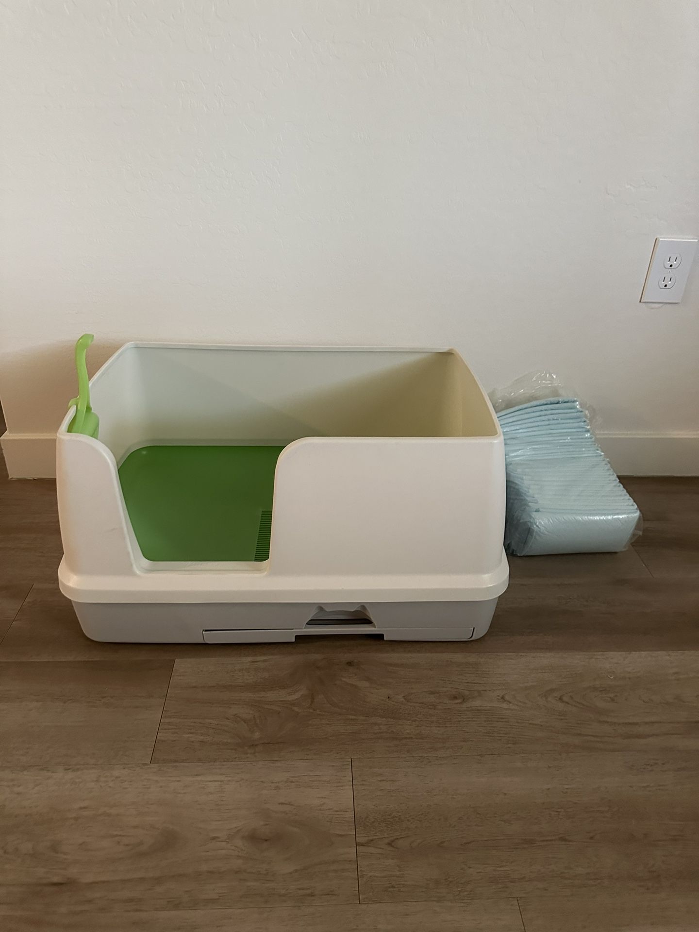 Purina Tidy Cats Breeze XL Litter Box