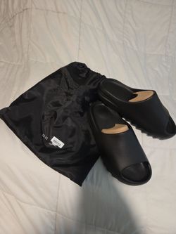 Yeezy Slide Onyx Black Slides
