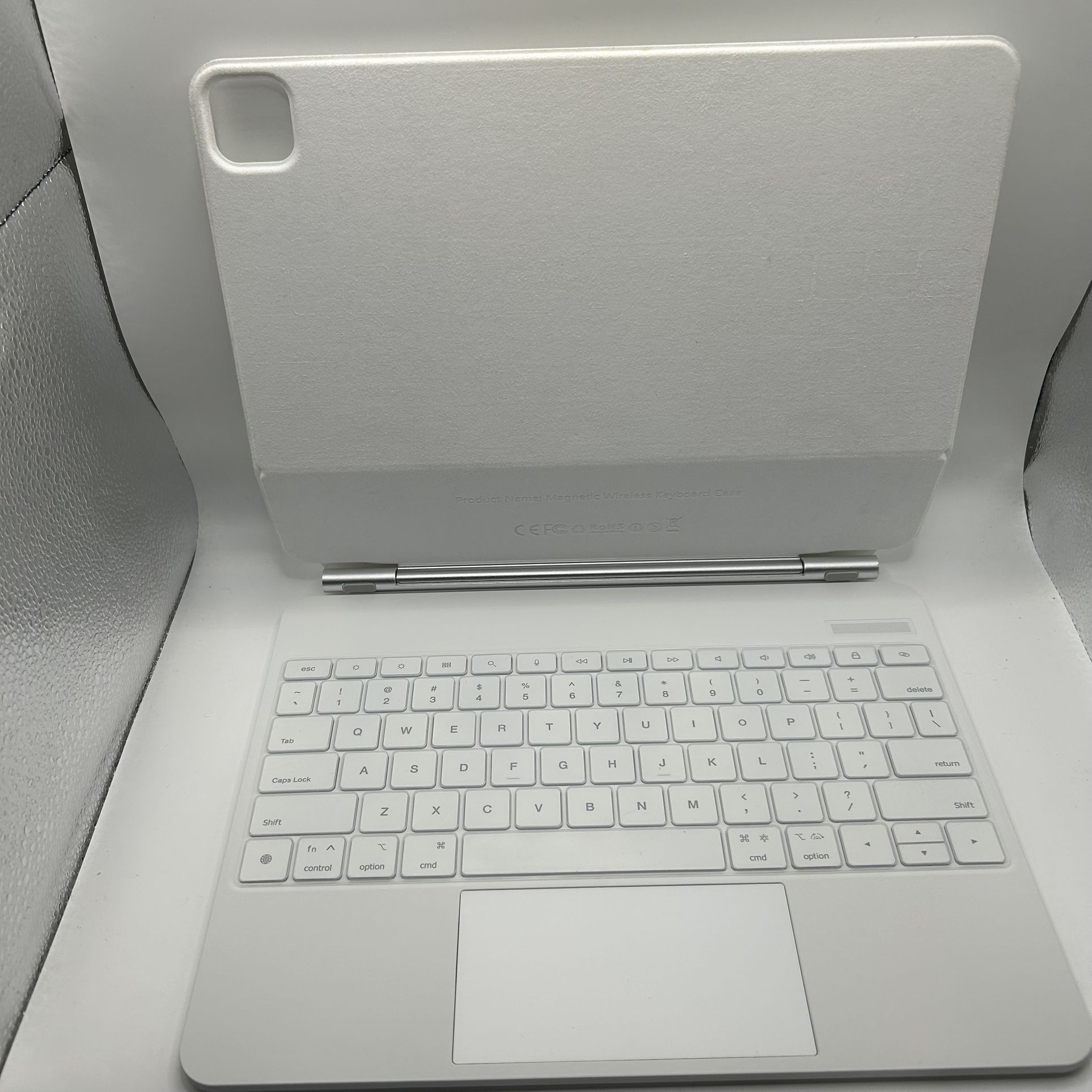 Otuoor iPad 13”/12.9” Magic Keyboard Case w/Trackpad & Backlight – White