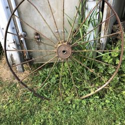 Antique Wagon Wheel 