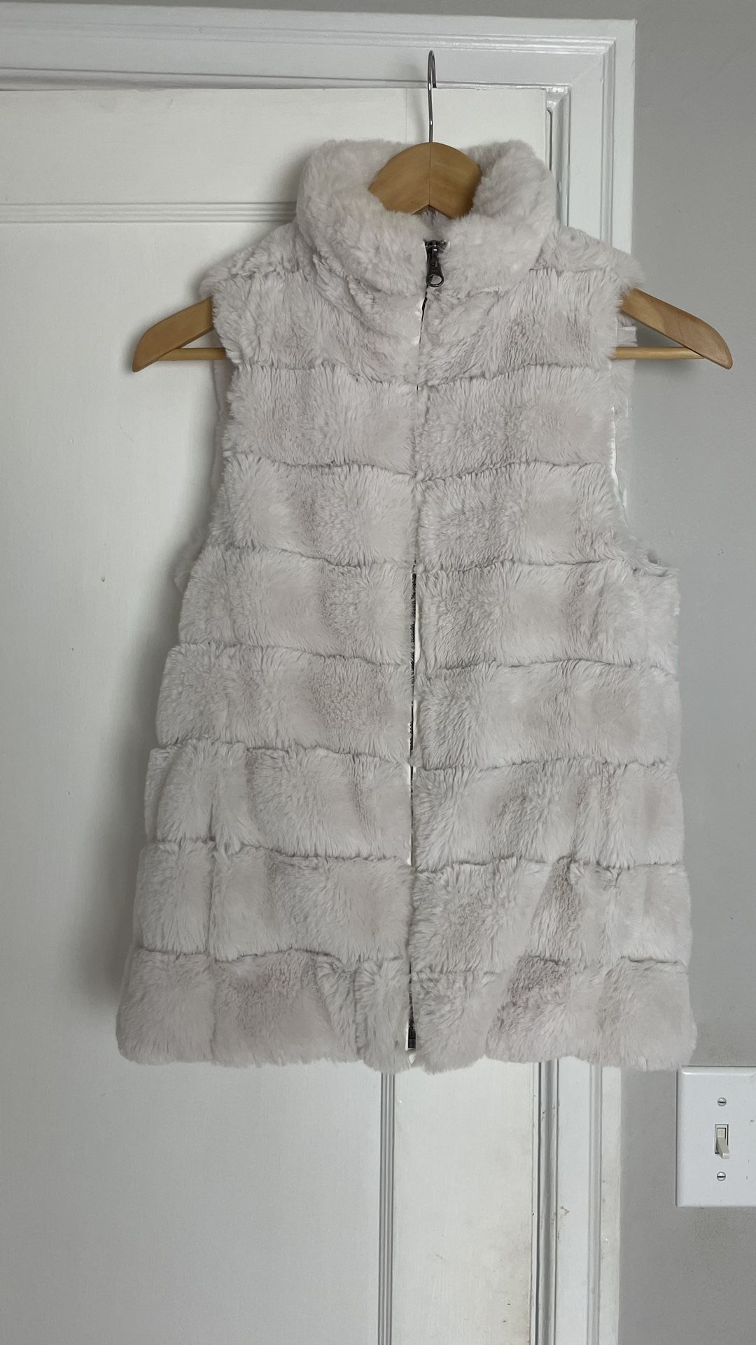 Faux-Fur Vest 