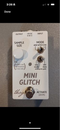 Glitch delay effects pedal