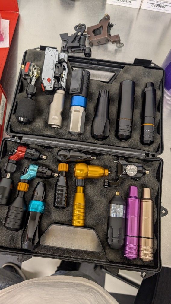 tattoo gear for sale . top of the line machines all work perfect