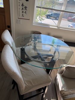 Round Glass Top Dining Table with Metal Base