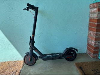 MaxShot Electric Scooter