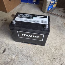 TotalPro Group Size 34 Battery 34-T (like new)