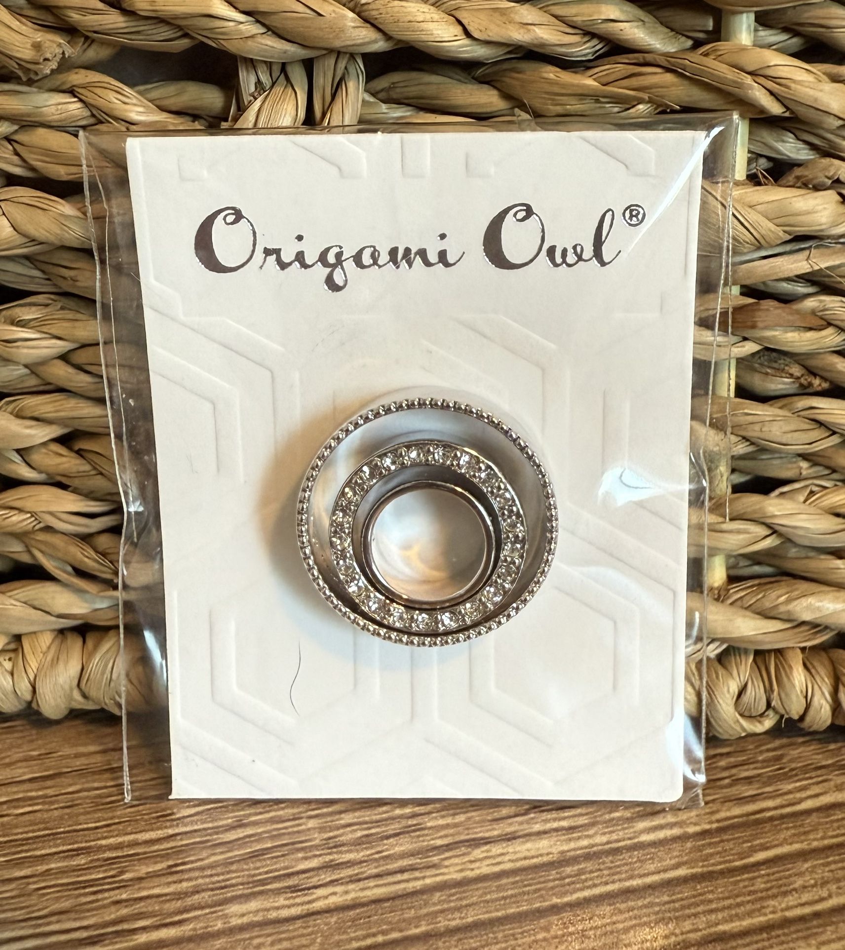 Origami Owl Silver Nesting Bubbles Swarovski Crystal Jewelry Locket Necklace New 2nd 3rd 4th and 5th pictures are sample of how you can wear these. N