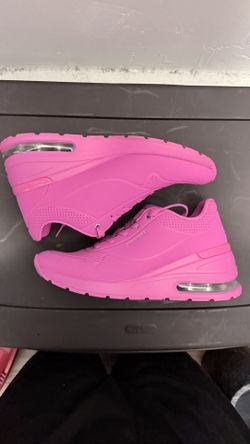 Women’s Pink Skechers, Air Cooled Memory Foam