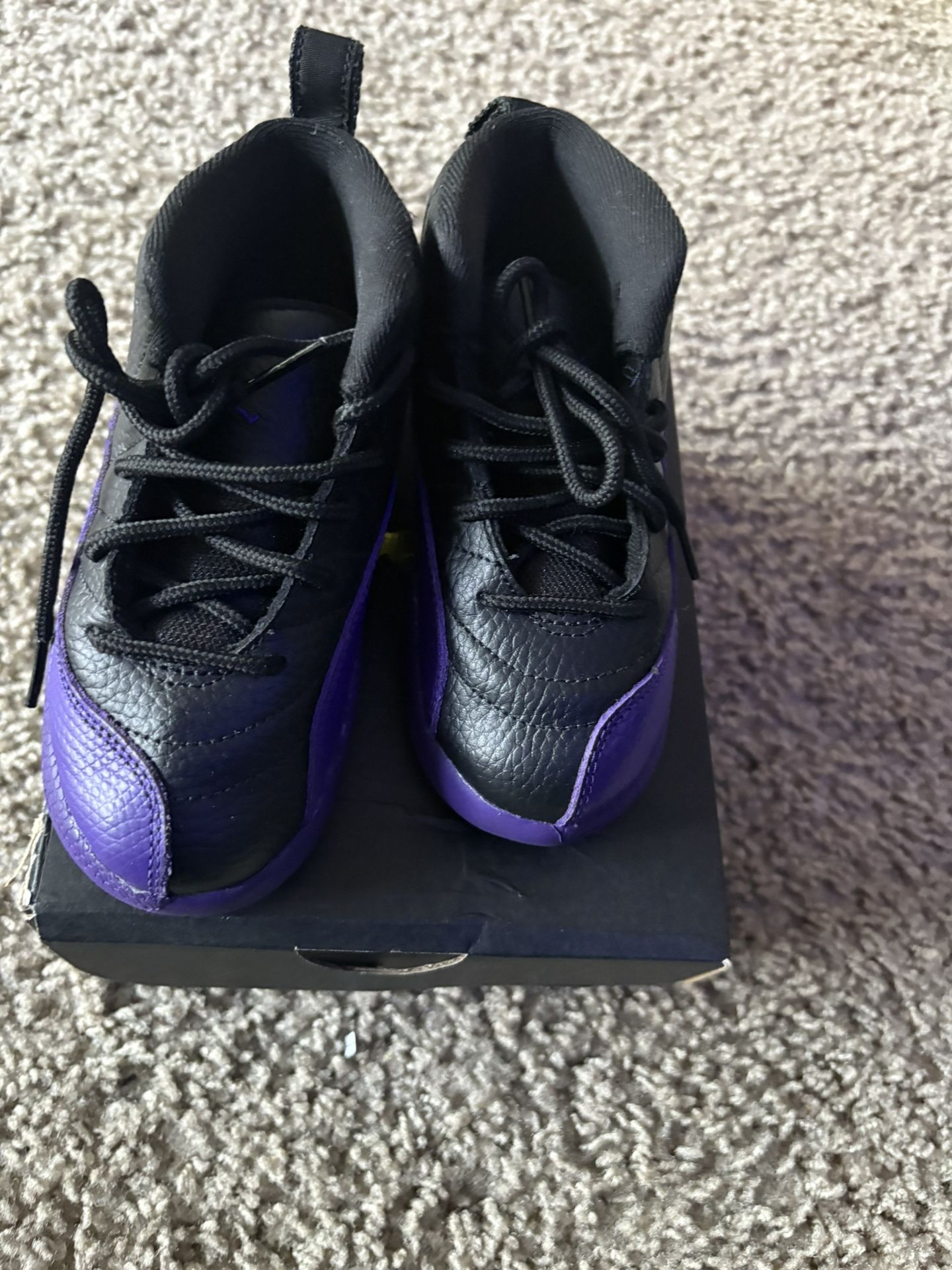 $50 Jordan 12s For Sale Size 10c