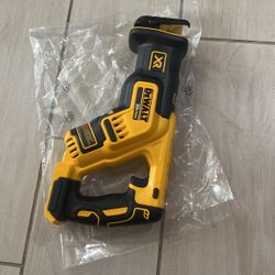 DEWALT 20V MAX XR Cordless Brushless Compact Reciprocating Saw (Tool Only