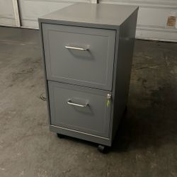 File Cabinet 2 Drawer W/ Key + On Wheels