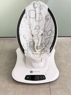 4moms mamaRoo Infant Swing / Baby Seat – Needs Power Cord – AS IS
