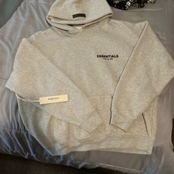 ESSENTIALS HOODIE!✅✅